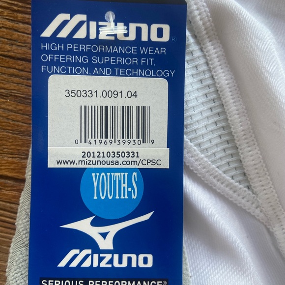 Mizuno slide/compression shorts - Picture 2 of 4